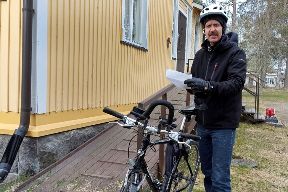 Yrjö Männistö on löytänyt jo yhden pyöräilykampanjan viidestä keskustakohteesta, Pikkupappilan.
