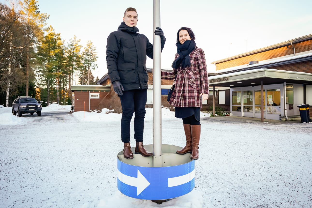 Terveyskeskus on palvelu, jonka aluevaltuutetut Antti Tuomela (kok.) ja Minna Niemi (kesk.) haluavat säilyttää kotikunnassaan Laihialla.