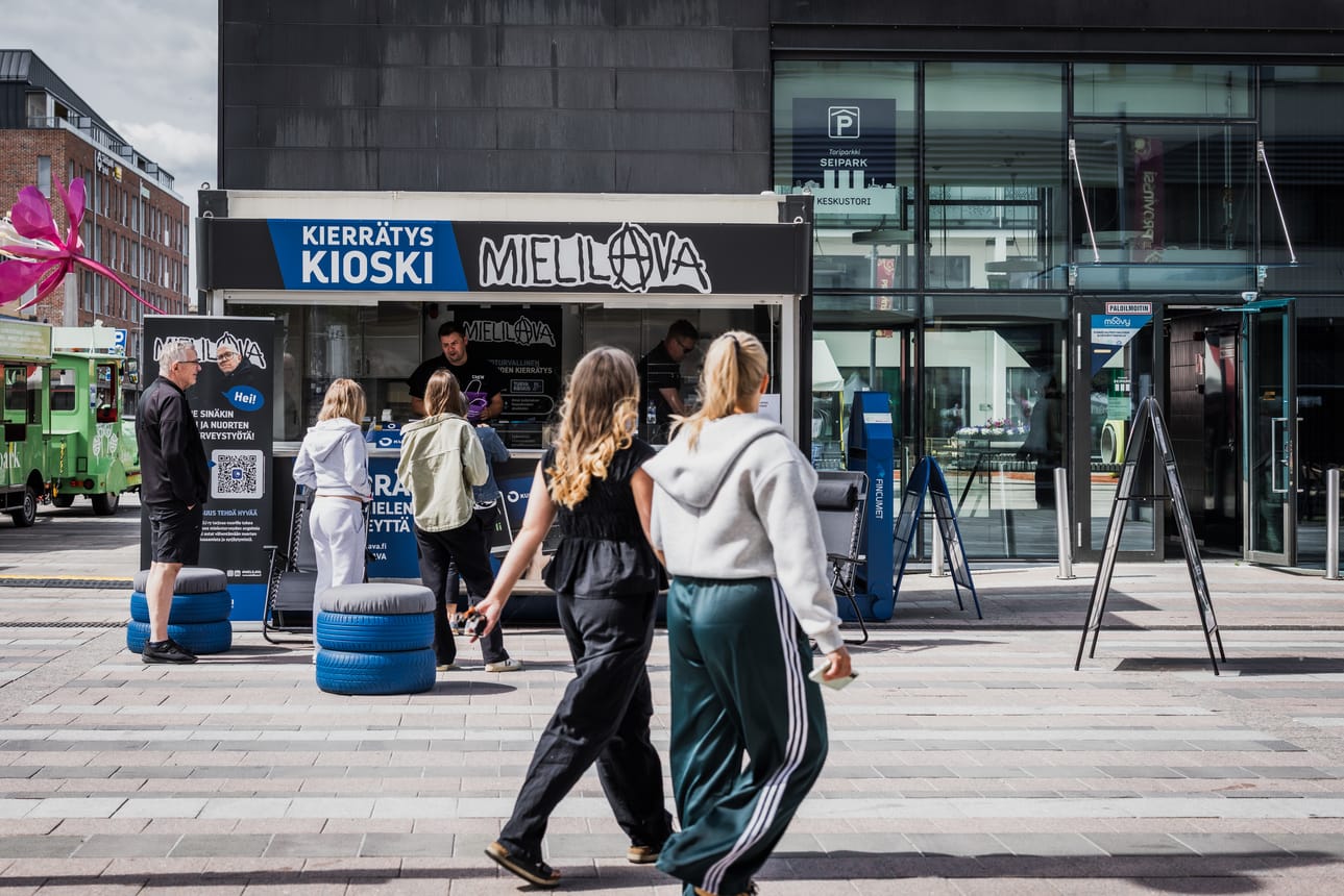 Mielilavan kierrätyskioski oli Provinssiviikolla Seinäjoen Keskustorilla.