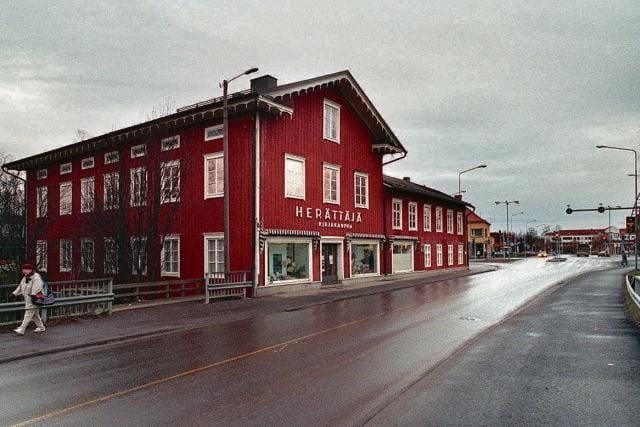 Herättäjän toimitalo eli entinen Vihtori Kosolan talo kätkee sisälleen paljon historiaa aina Lapuan liikkeen päivistä lähtien. Kiinteistö myytiin sipoolaiselle Jari Vesaselle torstaina. ARKISTOKUVA: KARI LÖFHJELM
