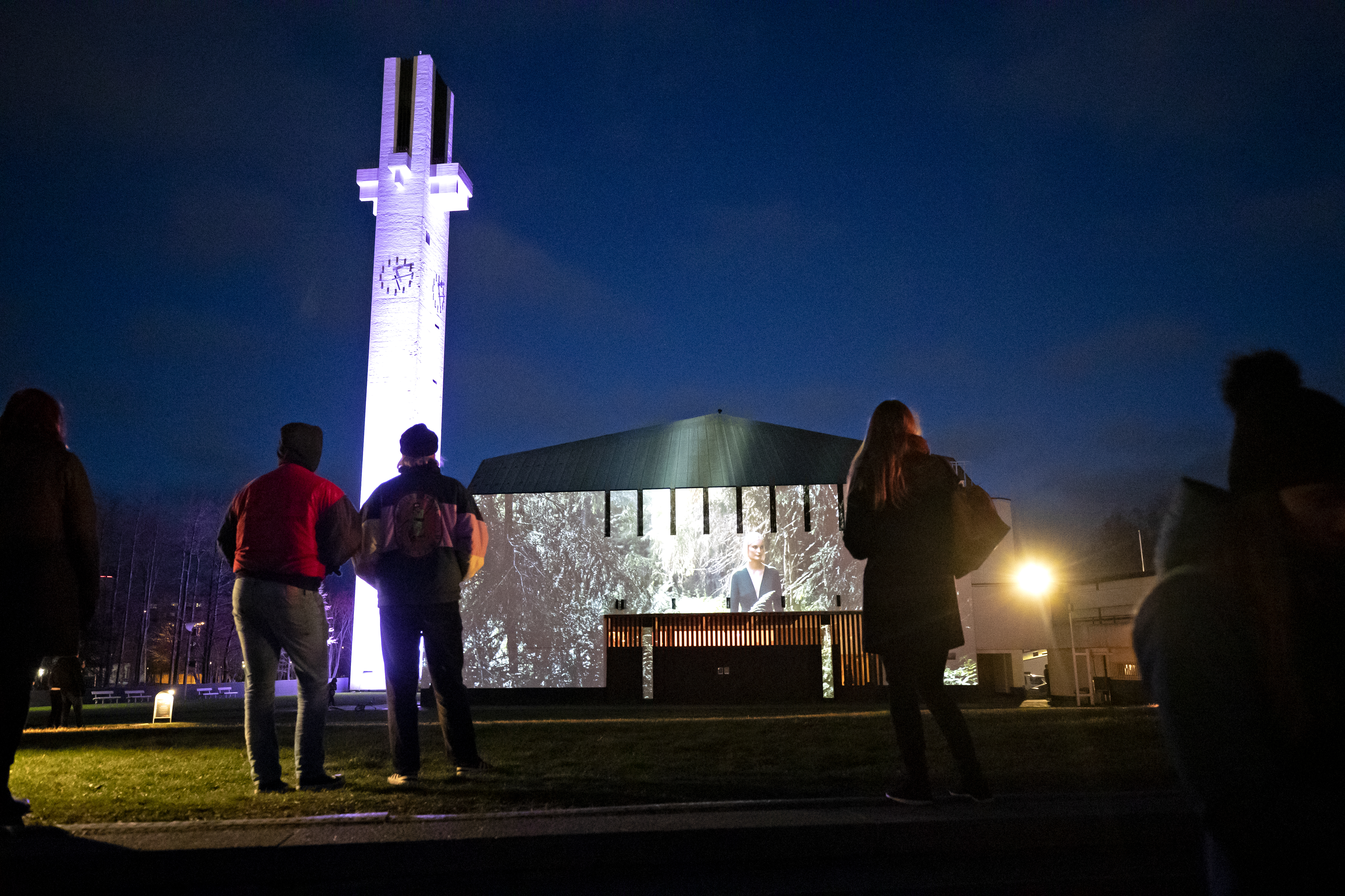 Katso kuvagalleria Aalto Aest­he­ticsin valotaiteesta vuosien varrelta