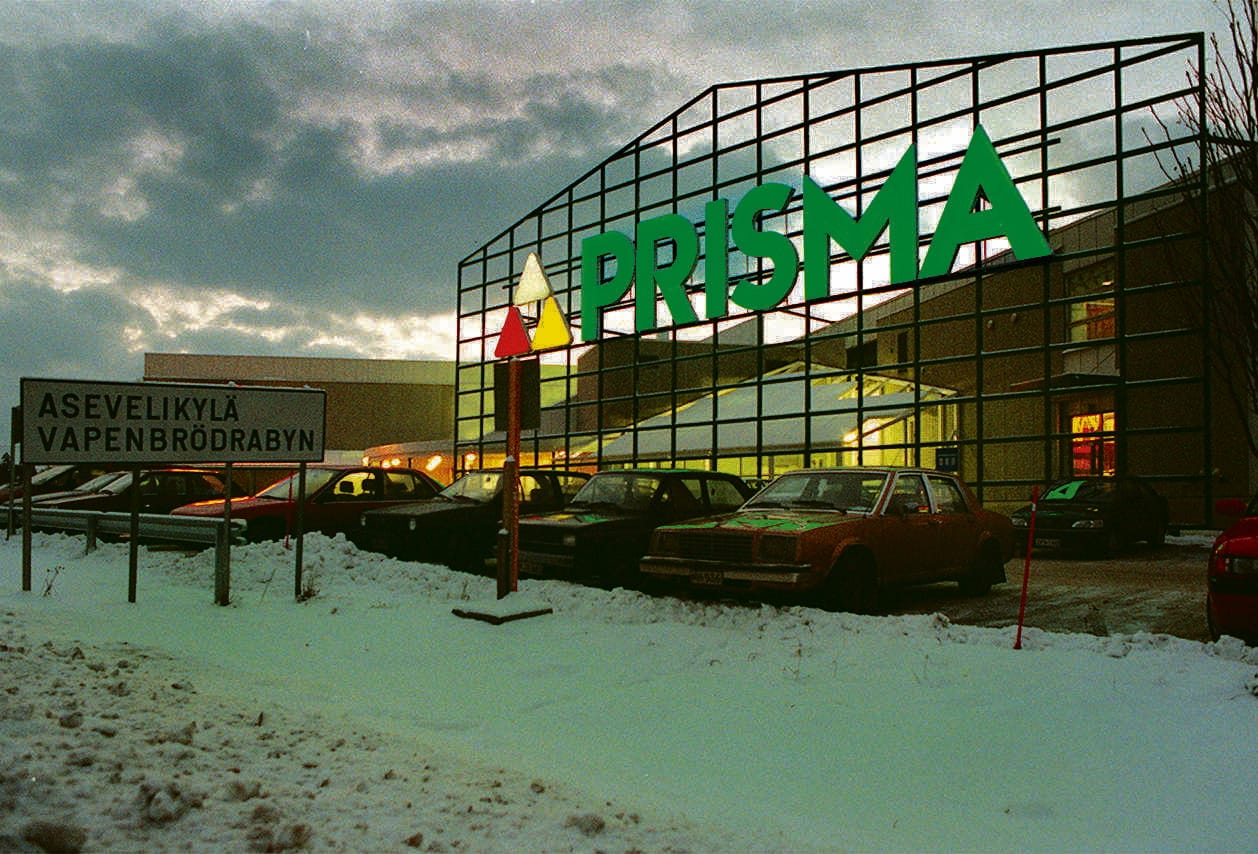 Vaasan ensimmäinen automarket aloitti nimellä Ässä-Market, mutta muuttui sitten Prismaksi. Arkistokuva.