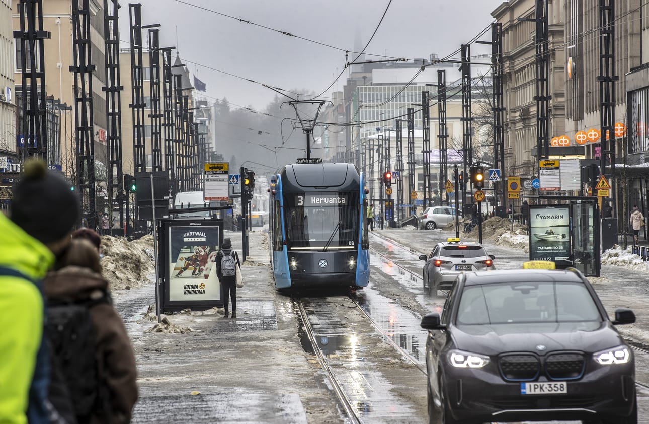 Tampere jatkaa toista vuotta Suomen vetovoimaisimpana suurena kaupunkina. Tampere arvioitiin elinvoimaltaan ja palveluiltaan parhaaksi kymmenen kaupungin joukosta.
