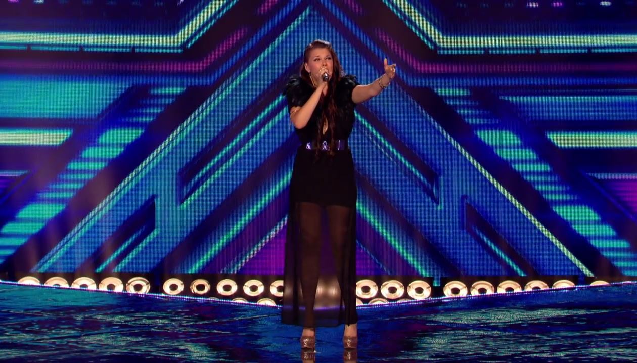 Saara Aalto pääsi villillä kortilla jatkoon.
