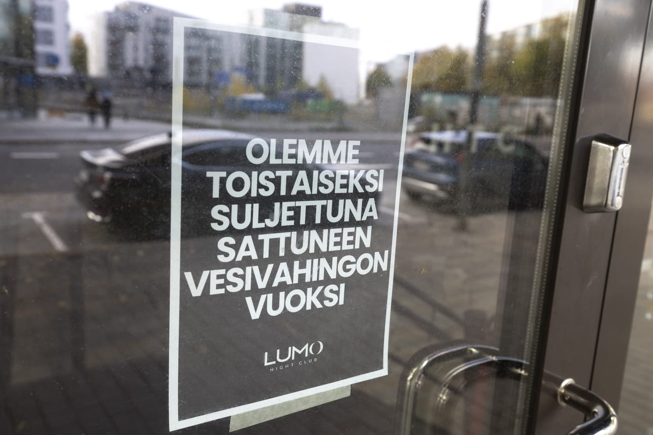 Kostea käänne pilasi yökerhon synttäribileiden suunnitelmat.