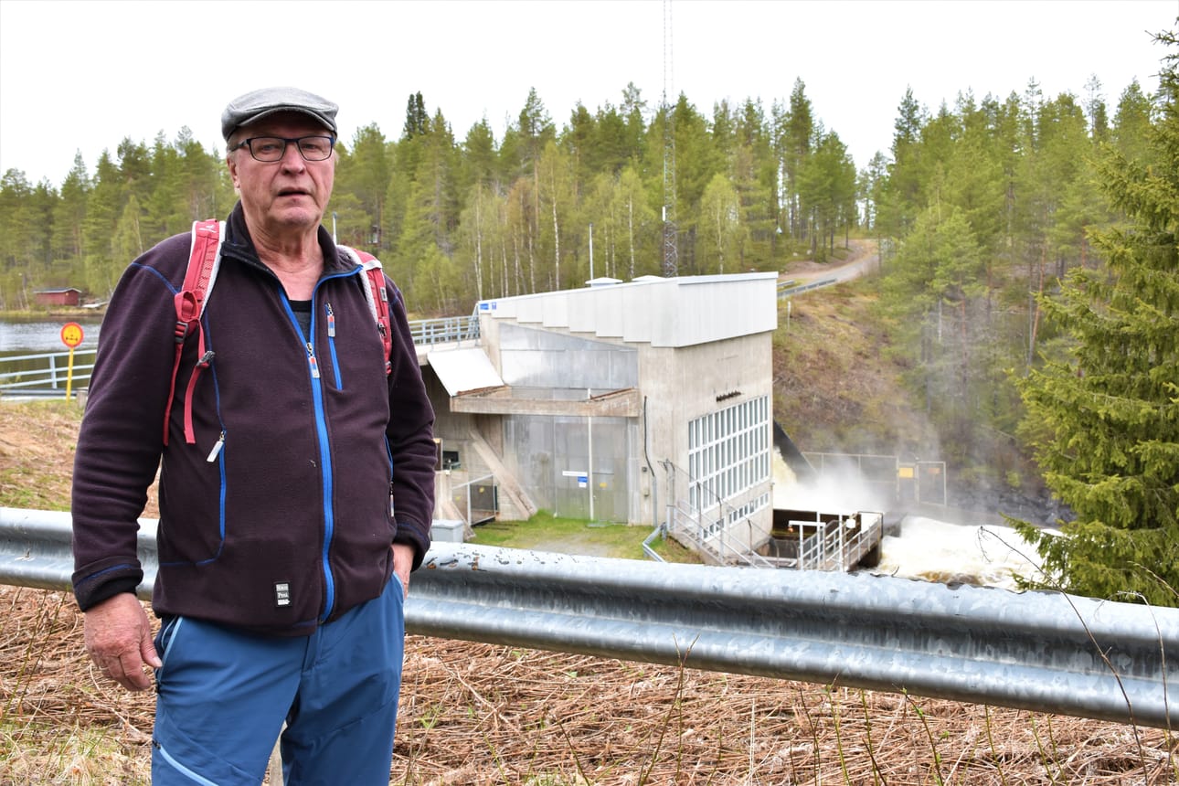 Kuusinkijoki herättää Juhani Käkilehdolle paljon tunteita aina hänen lapsuudestaan saakka. Mies osallistui maanantaina Kuusinkijoki kuntoon ry:n järjestämälle maastovierailulle.