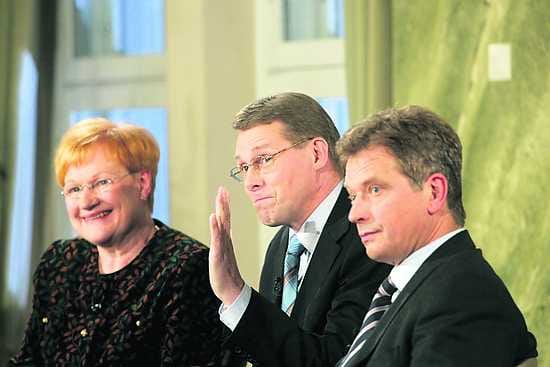 Mielikuvia. Politiikassa mielikuvilla on tärkeä merkitys. Presidenttiehdokkaat Tarja Halonen, Matti Vanhanen ja Sauli Niinistö olivat tentattavina Elinkeinoelämän valtuuskunnan järjestämässä MTV3:n vaaliohjelmassa marraskuussa.