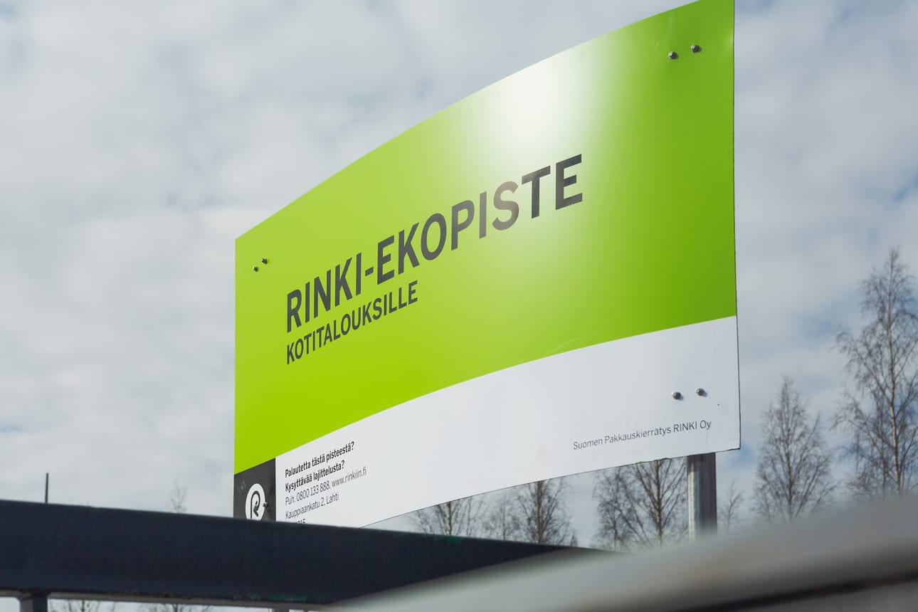 Ruukin Salen ekopiste lopettaa rakennustöiden alkamisen vuoksi. Siikasavontiellä on kuitenkin toinen ekopiste, joka on K-Marketin kupeessa.