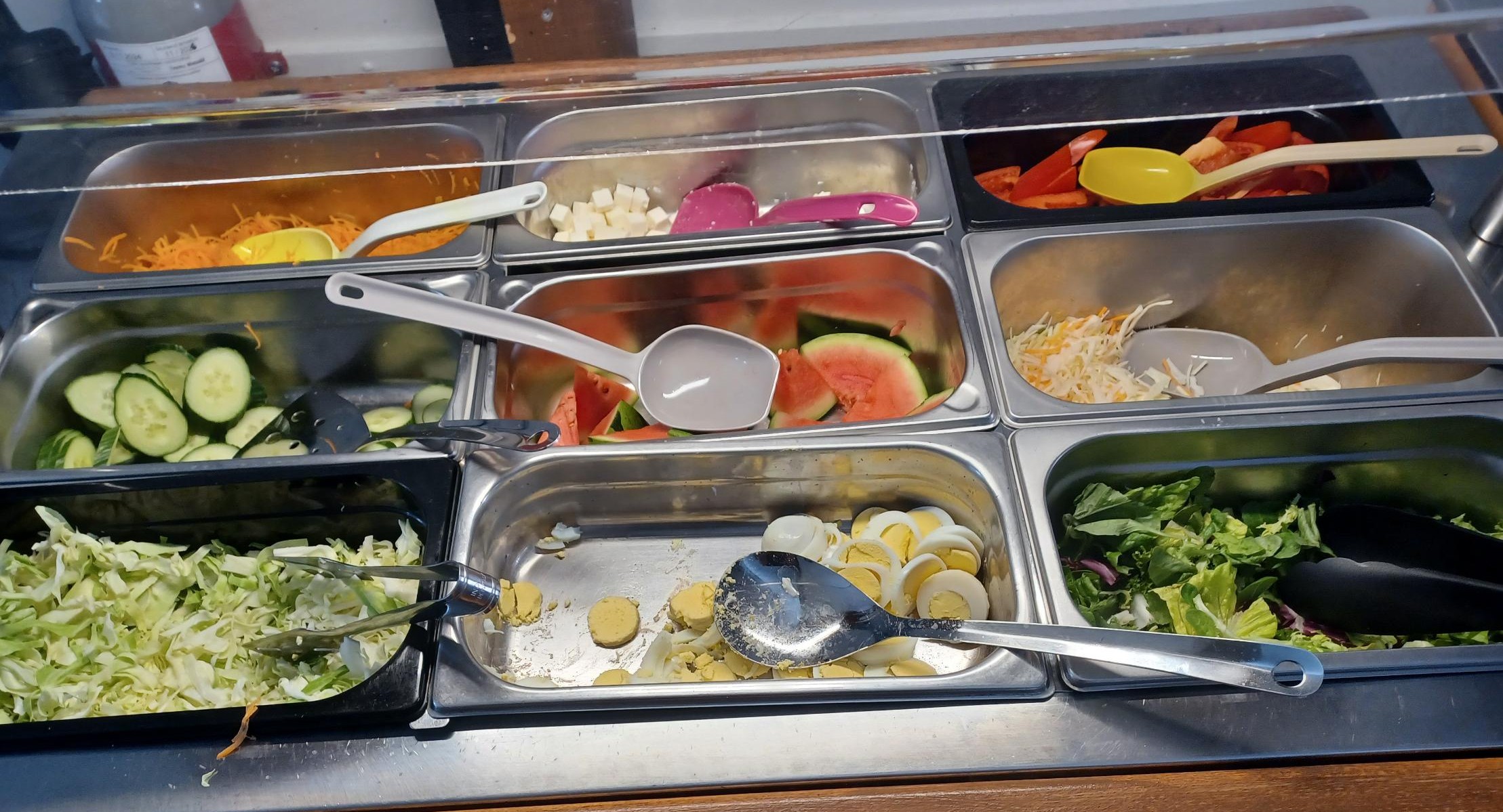 Ravintolassa: Uusi lounasbuffet yllätti – Intialainen ruoka ei ollut liian tulista