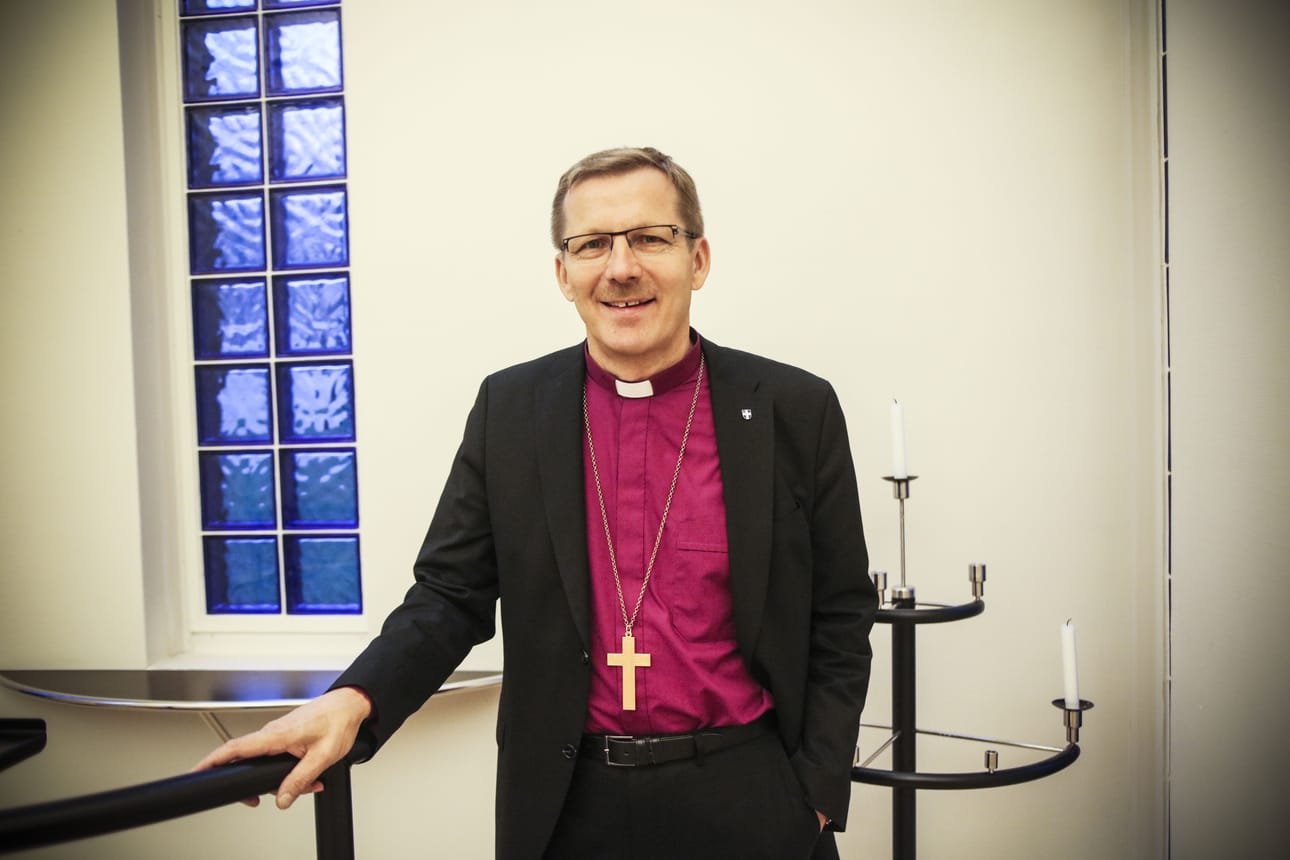 Torniolaislähtöinen piispa Jukka Keskitalo kertoo, että hyvä johtajuus seurakunnissa on erityisen tärkeää.