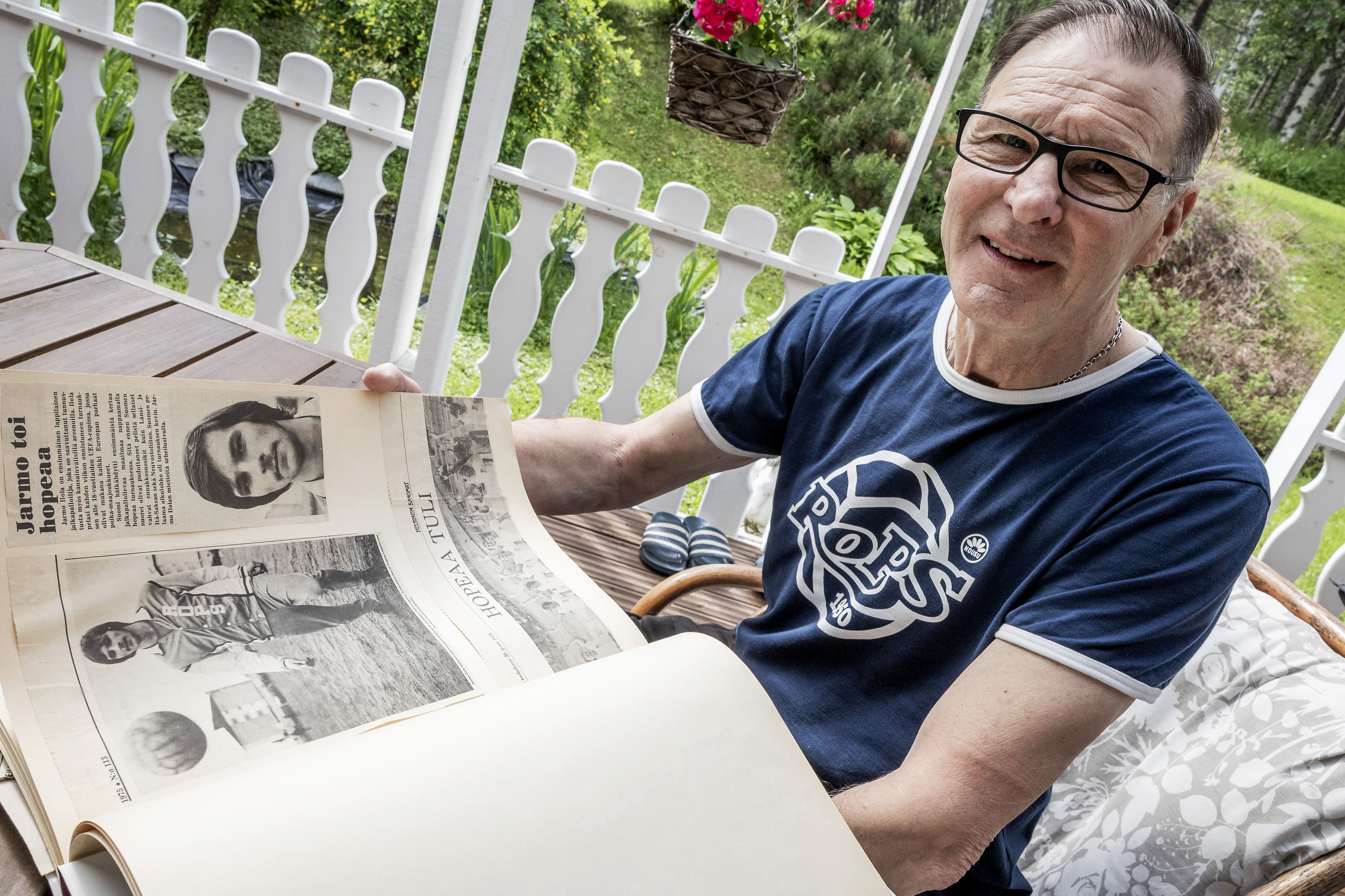 ”On se niin huikea saavutus, ettei sitä aina jaksa ymmärtää!” – rovaniemeläinen Jarmo Ilola voitti jalkapallon EM-hopeaa 50 vuotta sitten