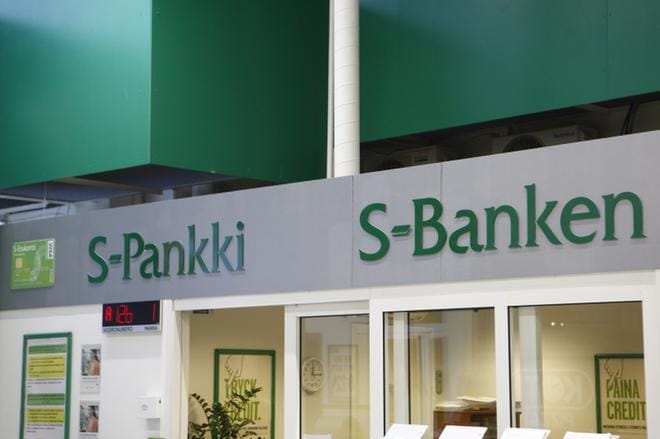 S-Pankista lähetettiin väärälle henkilölle bonuskortin tilihakemus, jonka sisältää muun muassa henkilötiedot ja tilinumeron. Kuva: Samppa Toivonen