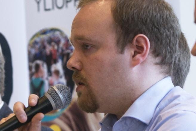 Filip Slotte (r.)