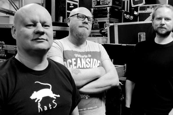 Neiti Rubinstein -bändissä musisoivat Mika Jokiaho (vasemmalla), Jussi Ahokas ja Janne Raiski. KUVA: ARTTU VOLANTO