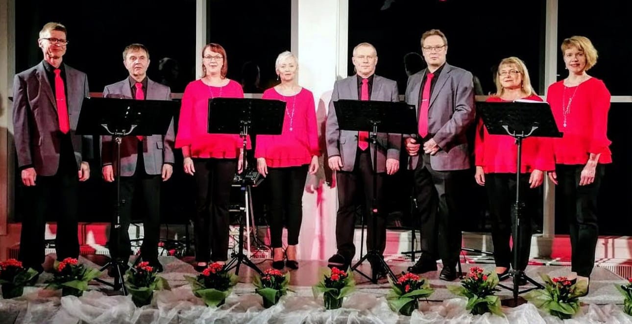 Lauluyhtye Amoroson 12-vuotisjuhlakonsertti Käy luonain eilinen kuullaan sunnuntaina 30. lokakuuta kello 17 Alavuden lukion salissa.