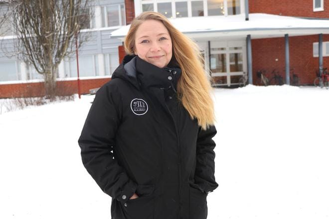 Siiri Ahopelto työskentelee erityisnuorisotyöntekijänä Alajärven ja Vimpelin yläkouluissa, molemmissa vuoroviikoin.