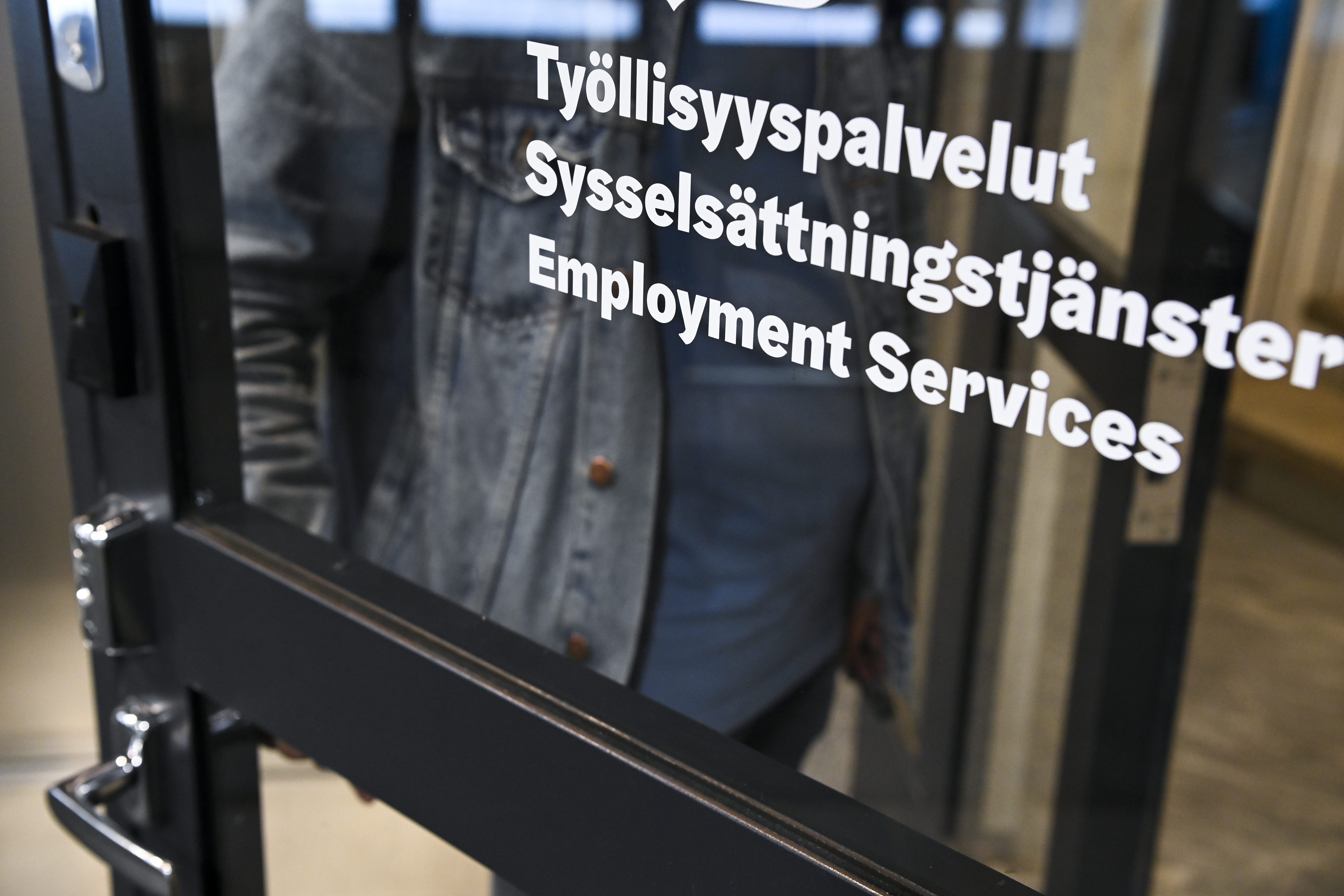 Suojaosat lisäsivät työttömien osa-aikatyötä, kertoo tutkimus