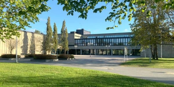 Pohjankartanon koulu ja Musiikkikeskus Oulussa ovat Karjalaisten kesäjuhlien päätapahtumapaikka 13.-14.6.2026.