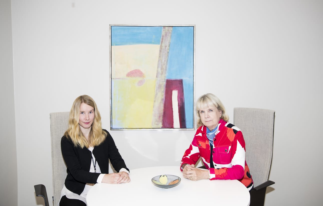 Anne Lehikoinen ja Pohjois-Pohjanmaan TE-toimiston johtaja Maire Mäki toivovat, että työvoimatoimistot saavat riittävästi resursseja haastatteluiden tekemiseen.