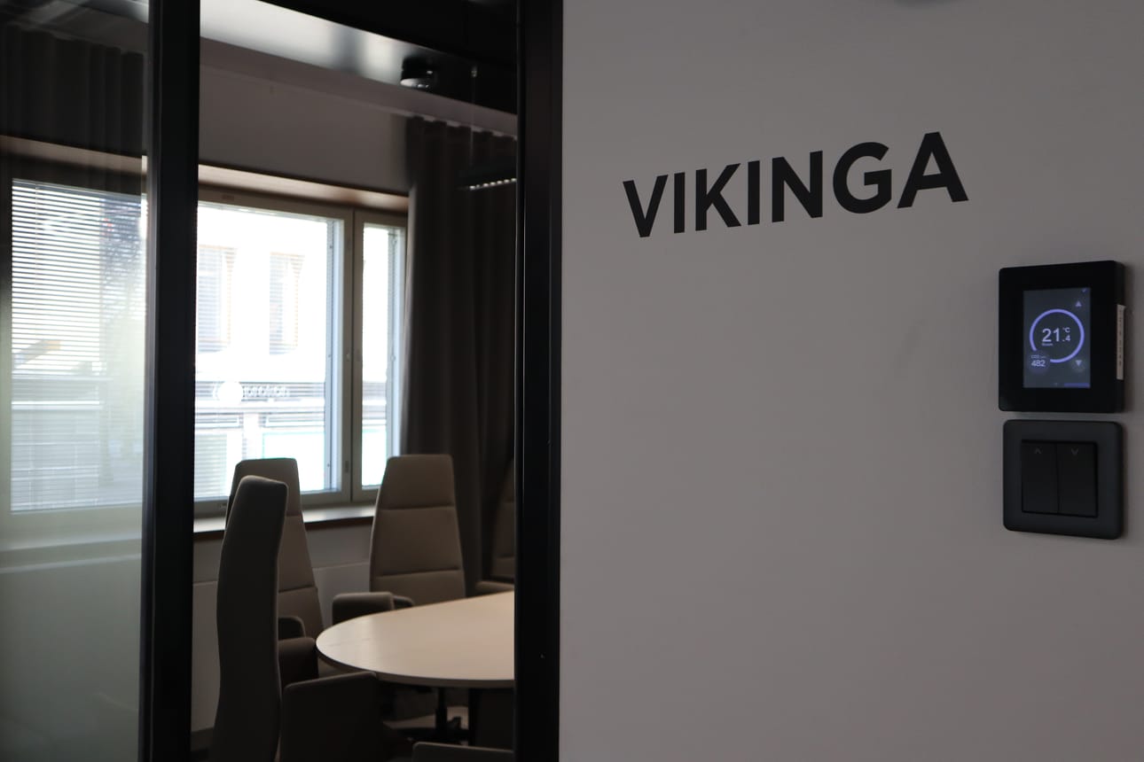 Ylen uusissa tiloissa kokoushuoneet on nimetty Vaasan kaupunginosien mukaan.