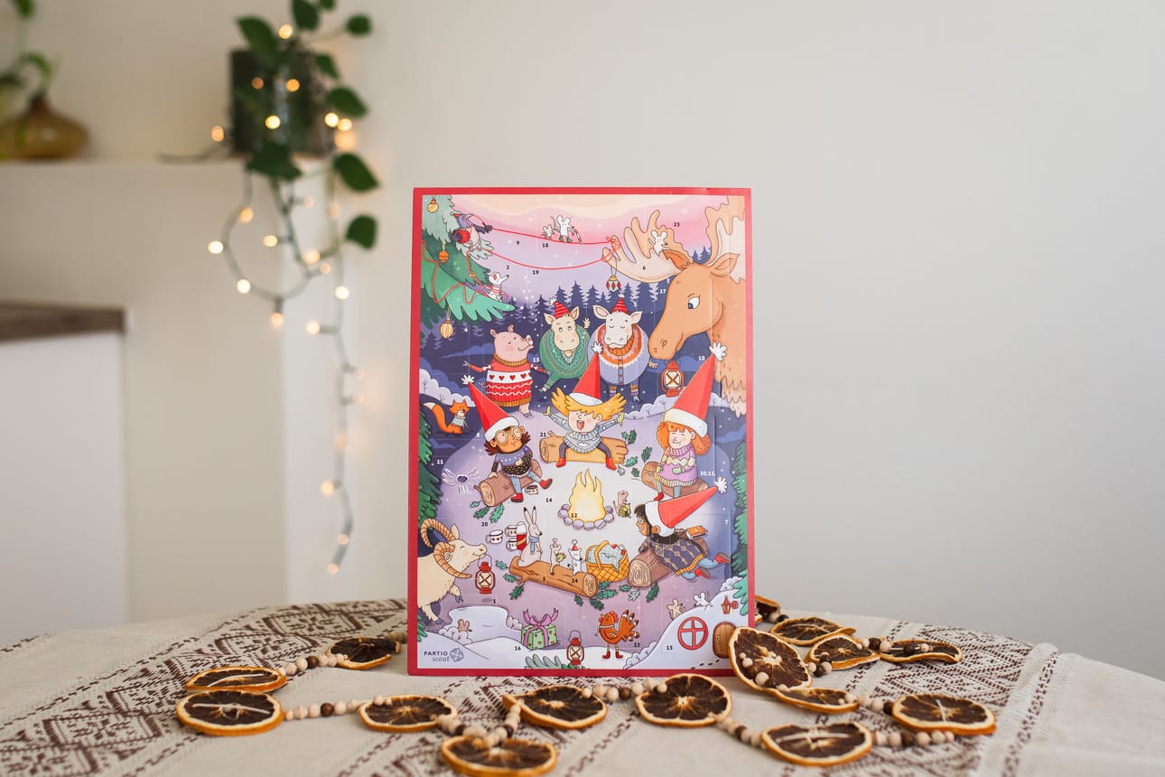 Partiolaisten adventtikalenteri on Henna Ryynäsen kuvittama.