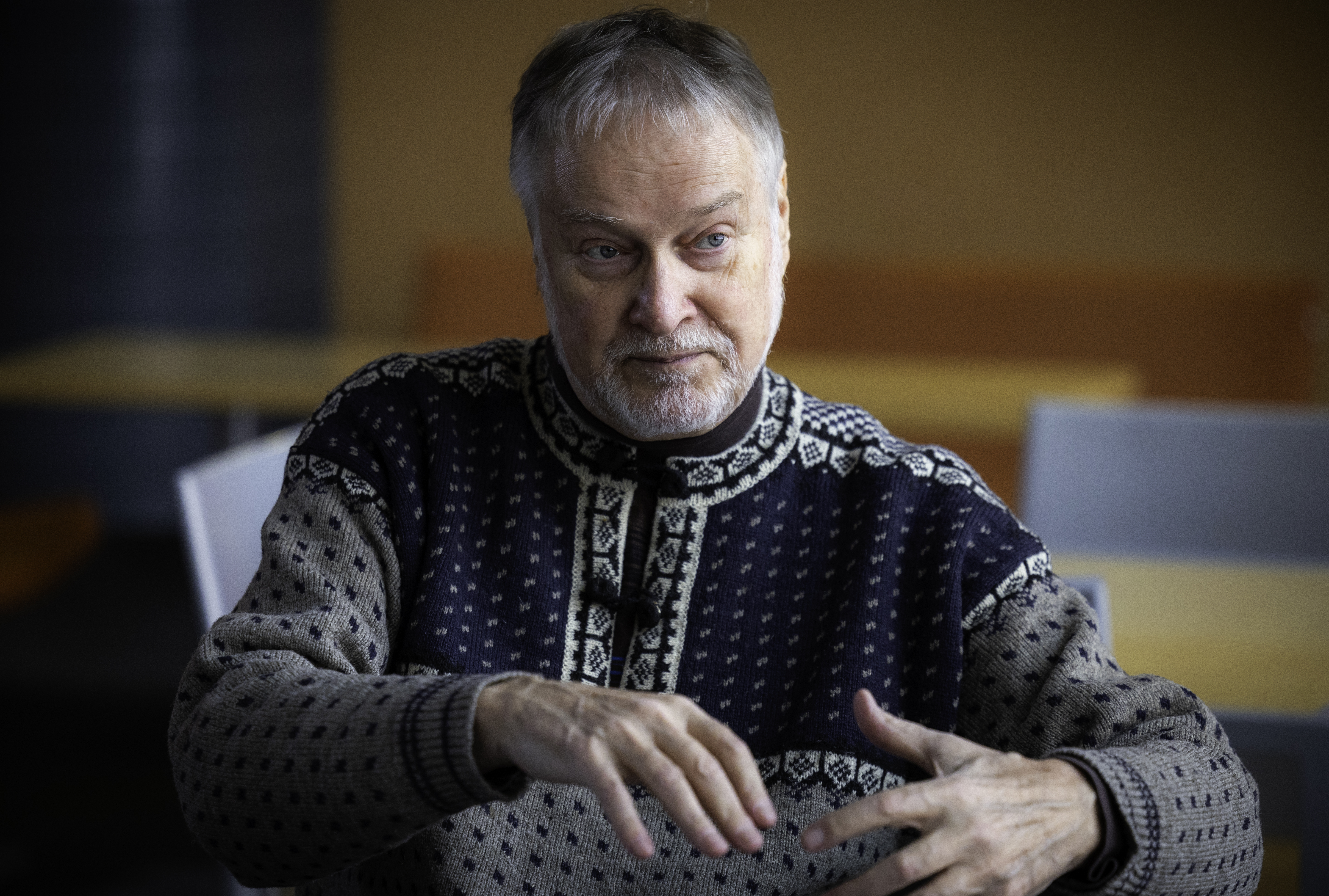 Miellyttävä sarjavalittaja – Antti Koski avautuu harvinaisessa haastattelussa, mikä saa hänet tekemään valituksia yhä uudelleen