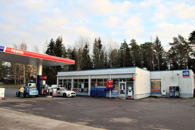 Ristinummen Teboil jatkaa toistaiseksi kylmäasemana. KUVAT: RIIKKA ILMONEN