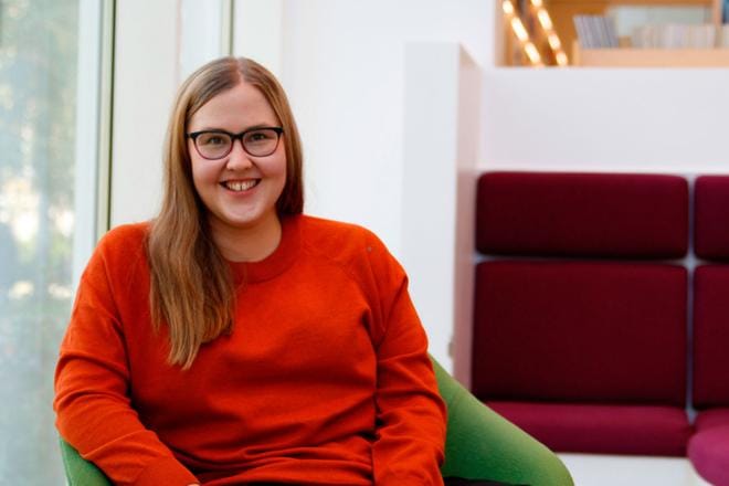 – Olen kirjoitellut ideoita ja ajatuksia erilaisista tarinoista ylös aina, kertoo ensimmäisen lasten kuvakirjansa kirjoittanut Jenna Salo. KUVAT: JENNA SALO