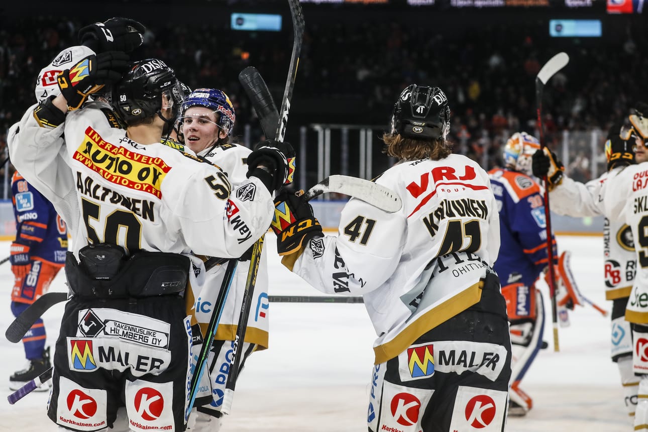 Juhamatti Aaltonen (50) ratkaisi voiton jatkoaikamaalillaan.