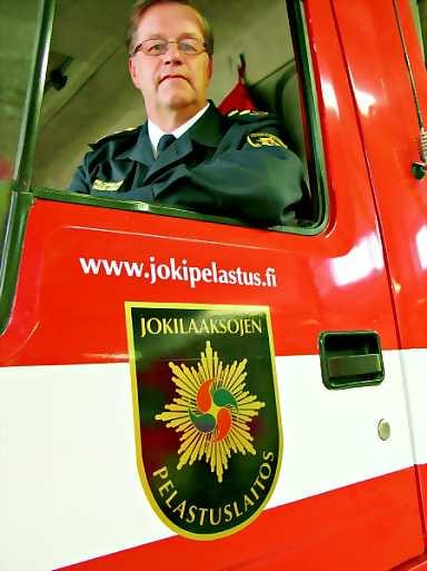 Ison pyörän pyörittäjä. Pekka Similä toimii Jokilaaksojen pelastuslaitoksen pelastusjohtajana.