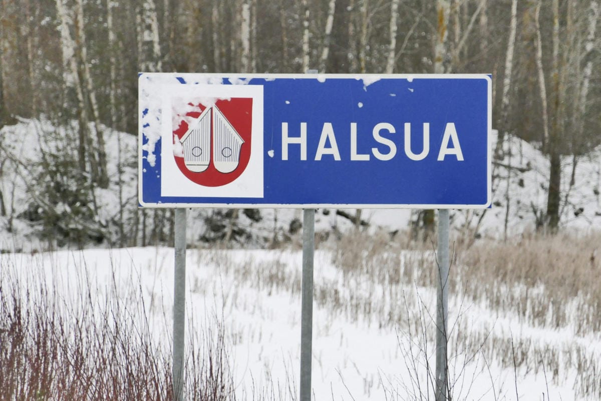 Halsuan ohella muita kireän ansiotuloverotuksen kuntia vuonna 2022 ovat Kaskinen, Ylivieska, Karijoki ja Veteli. LEHTIKUVA / TIMO AALTO