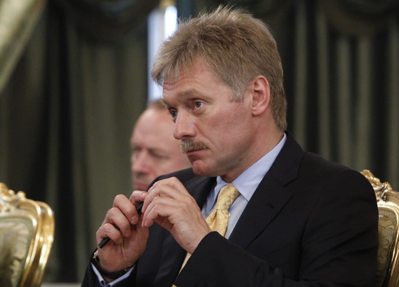 Vladimir Putinin tiedottaja Dmitri Peskov sanoi, että Naton saartamaksi joutuminen pelottaa Venäjää.