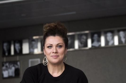 Heidi Kirveksen perhe on Vantaalla, mutta hän on kotonaan myös Vaasassa. – Olen ihan rakastunut tähän kaupunkiin. KUVA: JARNO PELLINEN