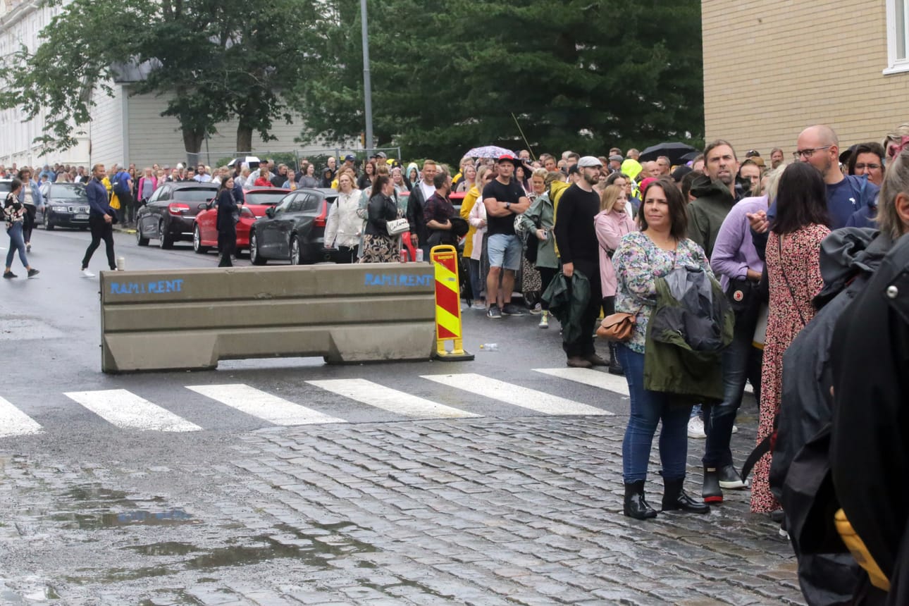 Pitkä jono Vaasa Festivaalin portilla herätti tuoreeltaan keskustelua sosiaalisessa mediassa.