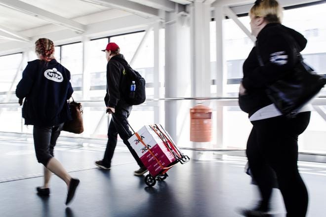 Suomalaiset pääsevät matkustamaan Viroon maanantaista lähtien ilman karanteenia. Arkistokuva. KUVA: Silja Viitala / Aamulehti