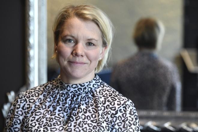 Suomen olympiakomitean ja Kansainvälisen olympiakomitean jäsen Emma Terho iloitsee, että nykyään urheilijoilla on tukiverkko, joka aidosti ajattelee ja ymmärtää, jotta hyvinvoiva ihminen on usein lopulta paras urheilija. KUVA: HEIKKI SAUKKOMAA/LEHTIKUVA