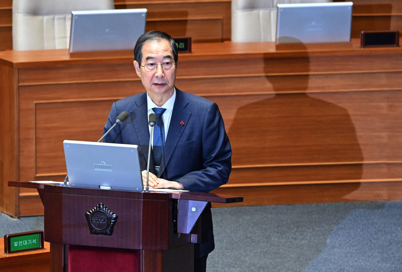 Etelä-Korean parlamentti päätti panna maan virkaatekevän presidentin Han Duck-soon virkarikossyytteeseen. Arkistokuva. LEHTIKUVA/AFP
