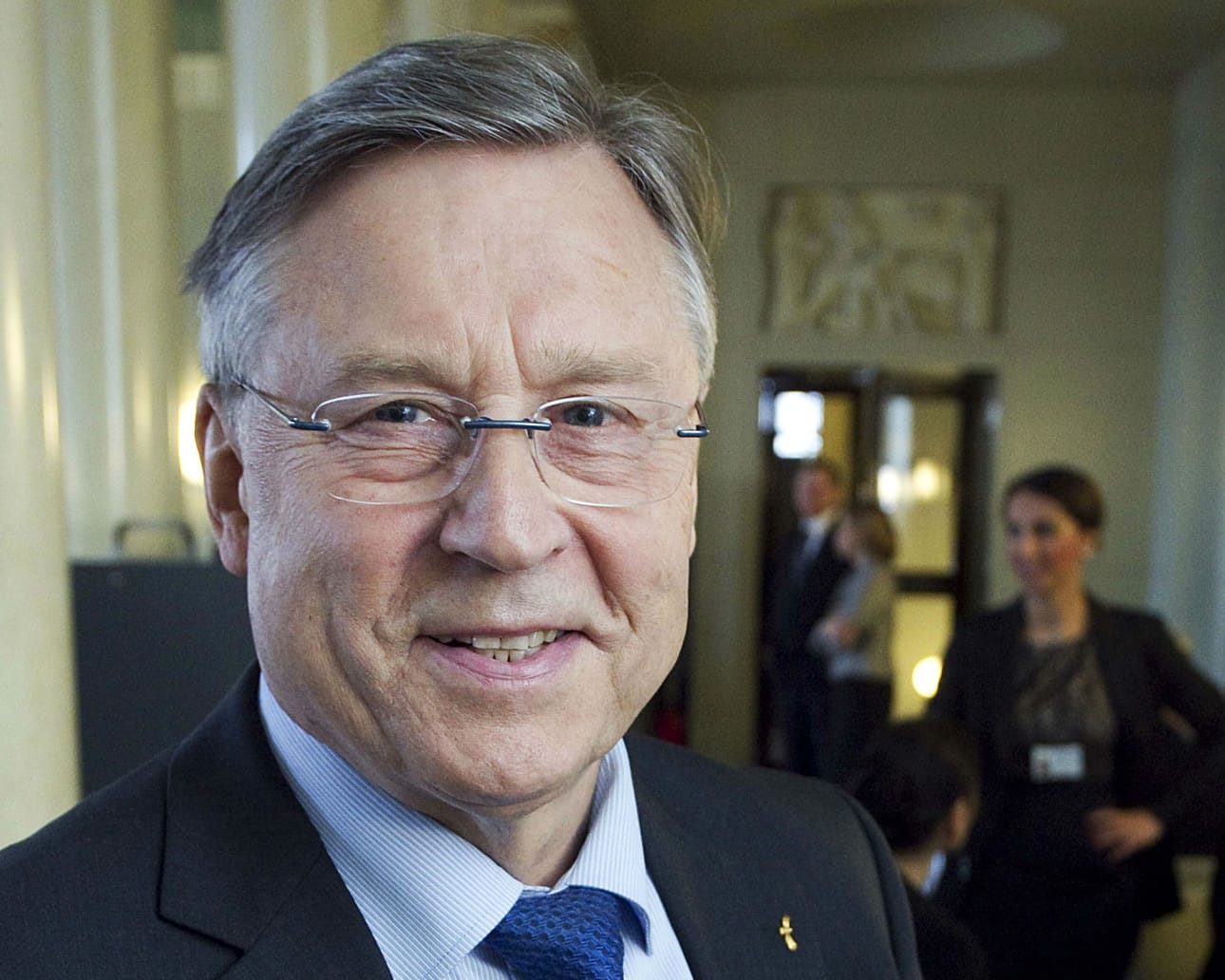 Suomen ulkoasiainvaliokunnan varapuheenjohtaja Pertti Salolainen sanoo, että Yhdysvaltojen on vaikea ottaa neutraalia kantaa Israelin ja Palestiinan kiistassa.