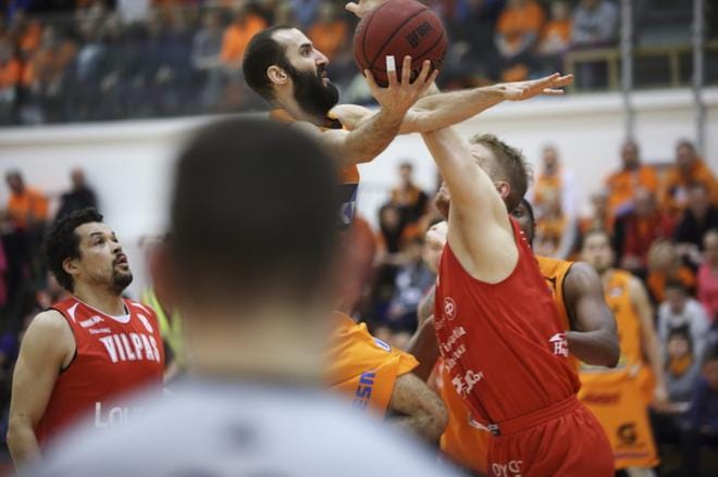 Bojan Sarcevic pussitti Karhulle 13 pistettä. Kuva Tomi Kosonen