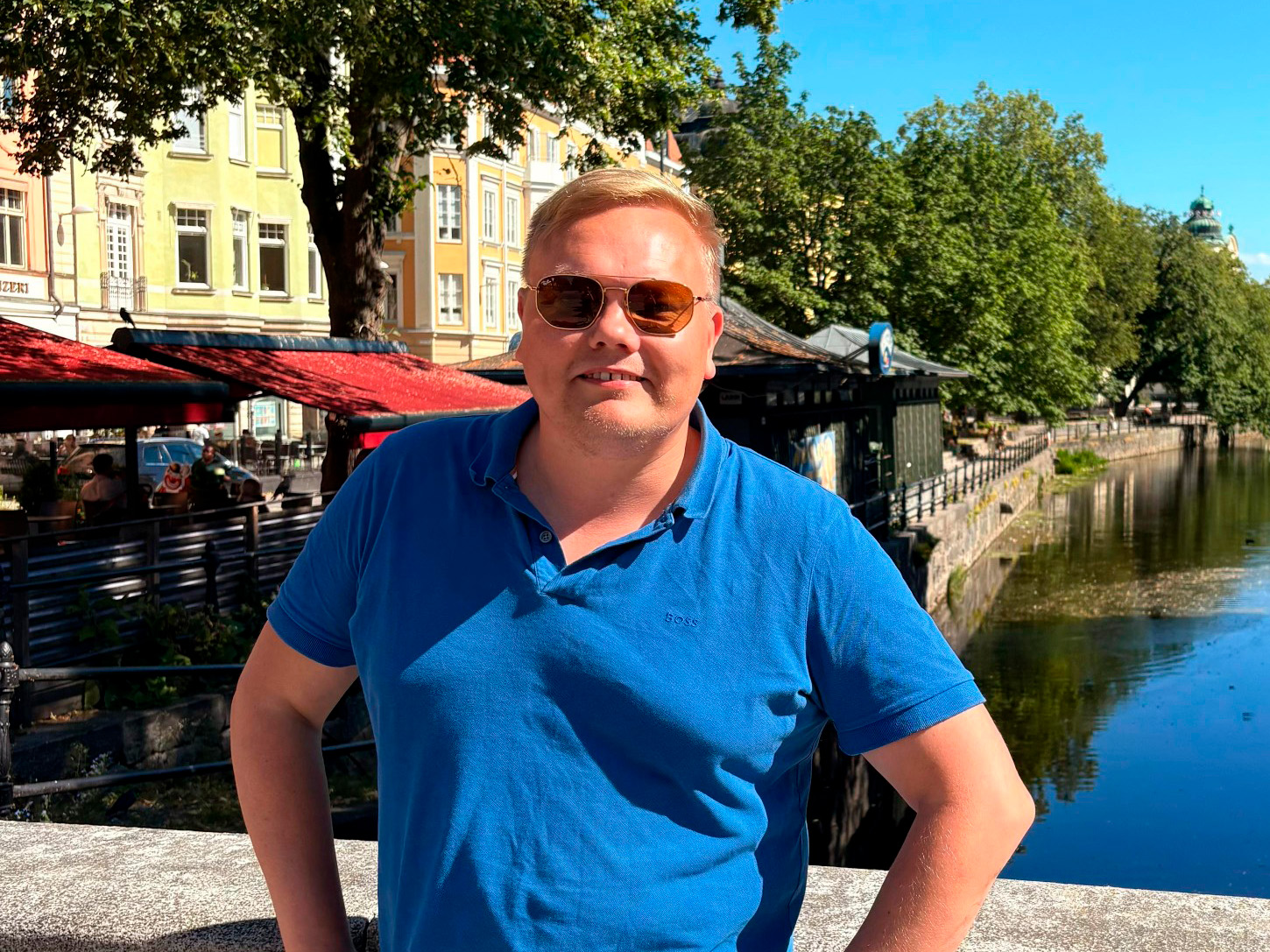 Antti Kurvinen aloittaa valtuutettujen kaverikirjan: "Joskus menneet poliittisessa julkisessa puheessa miljoonat ja miljardit sekaisin"