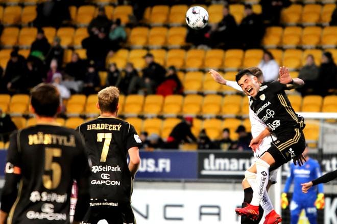 Emmanuel Ledesma tasoitti ottelun IFK Mariehamnia vastaan. ARKISTOKUVA: HEIKKI HAKANEN