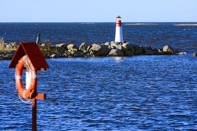 Metsähallituksen mukaan jos hanke toteutuu, merialue säilyy valtion omistuksessa ja puiston alueella saa liikkua ja kalastaa entiseen tapaan. Asiasta kertoo tuulivoimaliiketoiminnan projektijohtaja Pertti Tapio. Kuvituskuva: Arkistokuva.