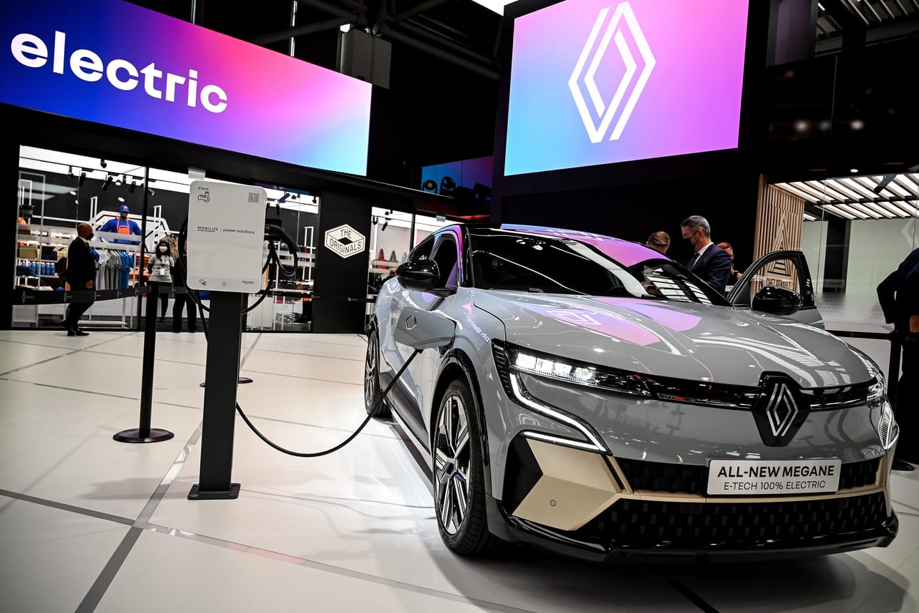 Terrafame ja ranskalainen autojätti Renault ovat tehneet aiesopimuksen sähköautojen akkumateriaaleihin liittyvästä yhteistyöstä. Kyse on nikkelisulfaatin toimittamisesta.