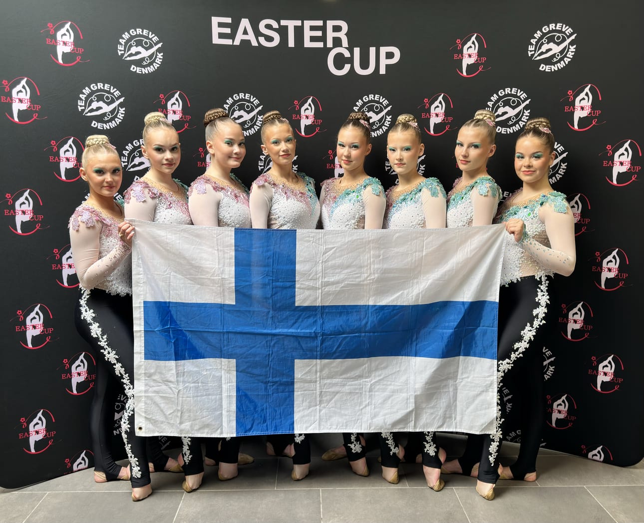 Seinäjoen Voimistelijoiden Team SVO -joukkue oli mainiossa vireessä kansainvälisessä kilpailussa Tanskassa.