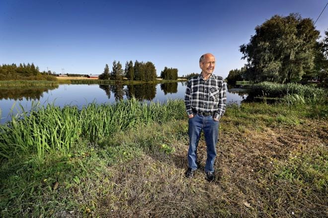 Miten käy Isoluoman, kun vesimäärät kasvavat biokaasulaitoksen myötä, pohtii Tauno Jaskari. KUVA: KARI LÖFHJELM