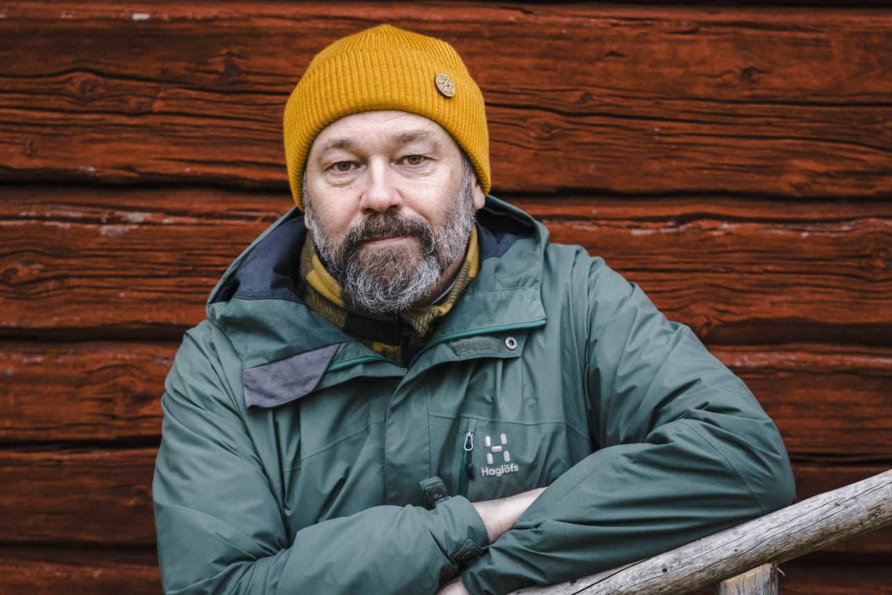 Sodankylän kunnanjohtajan Jari Rantapelkosen toimintatavoista ja johtamisesta on syntynyt erimielisyyttä kunnan päättäjien kesken. Kunnan johtoryhmä eli eri toimialojen johtajat osoittavat tukeaan kunnanjohtajalle.