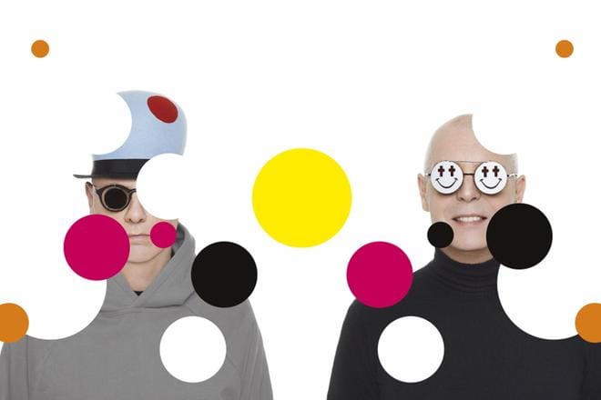 Chris Lowen ja Neil Tennantin Pet Shop Boysin massiivinen show nähdään Vaasassa Elisa Stadionilla elokuussa . KUVA: PET SHOP BOYS