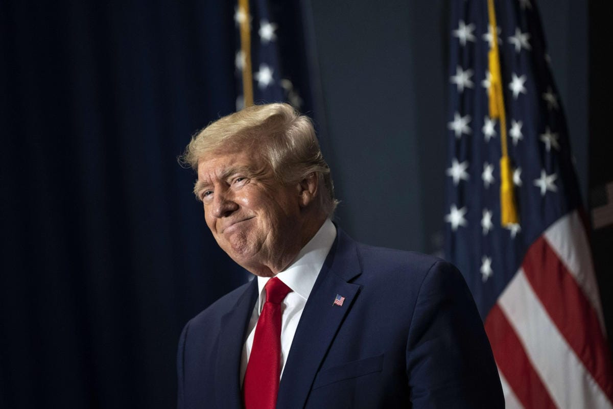 Jos FBI:n kotietsinnässä ei löydy mitään raskauttavaa, Donald Trump pääsee käyttämään poliittisen ajojahdin korttia, sanoo tutkija Maria Lindén Ulkopoliittisesta instituutista. LEHTIKUVA/AFP
