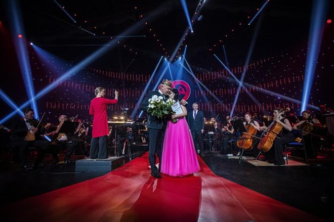 Kuvassa tangokuninkaalliset vuosimallia 2019: Pirita Niemenmaa jai Johannes Vatjus. KUVA: ARKISTOKUVA MAIJA SAANIO