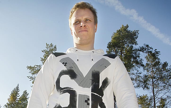 Lasse Kukkonen palaa kasvattajaseuraansa monivuotisella sopimuksella. Kukkosen perheellä on Oulussa omakotitalo ja mökki.